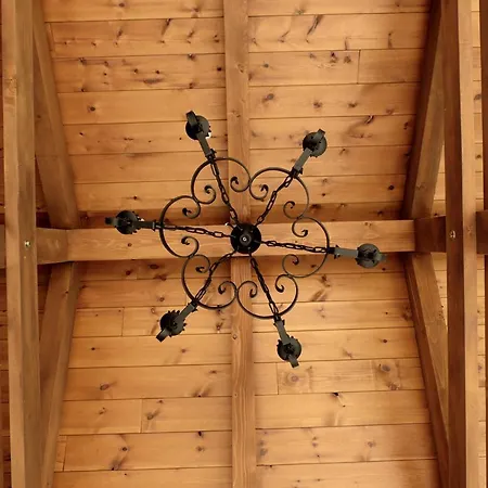 Majorka Vendeghaz Διαμέρισμα *