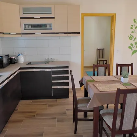 Majorka Vendeghaz Apartament
